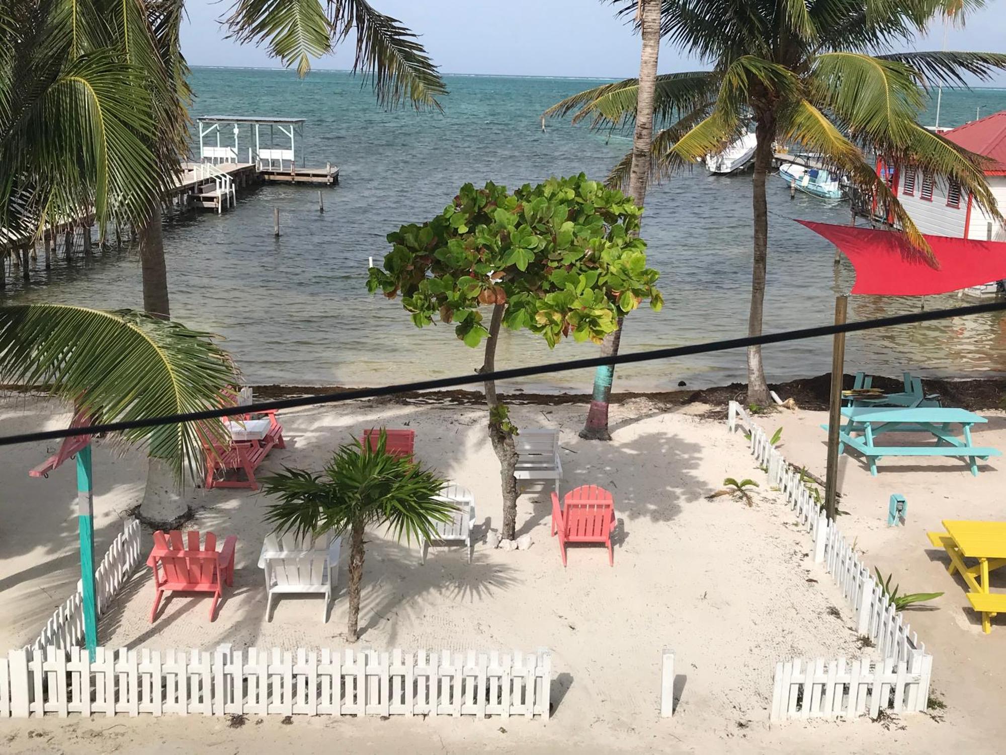 Chila'S Accommodations Caye Caulker Bagian luar foto